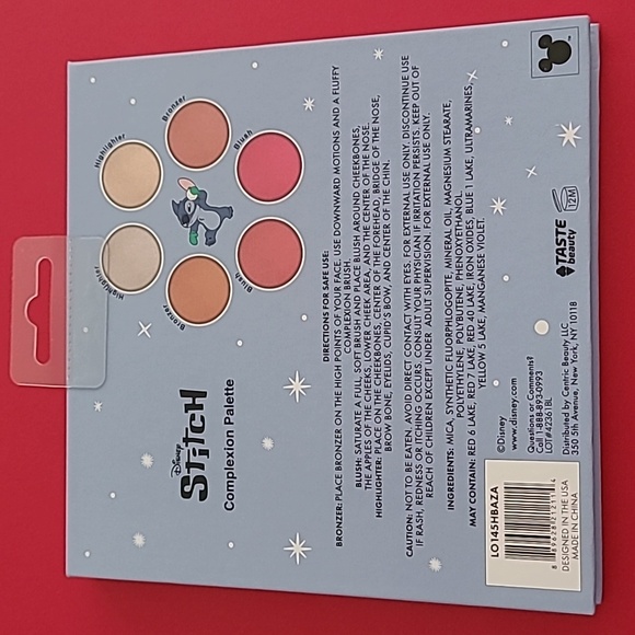 Disney Stitch Complexion Palette Bronzer Highlighter Blush 6 Shades NWT Sealed - Picture 5 of 9